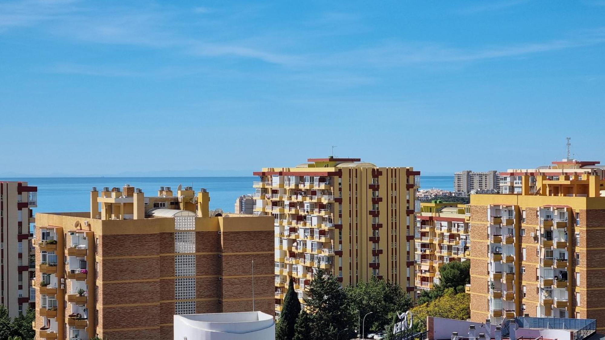 דירות בנאלמדנה Blue Oasis Sea And Mountain Panorama מראה חיצוני תמונה